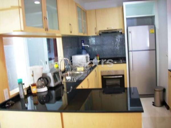 à Bangkok, appartement moderne au dernier étage quartier Silom, photo 2