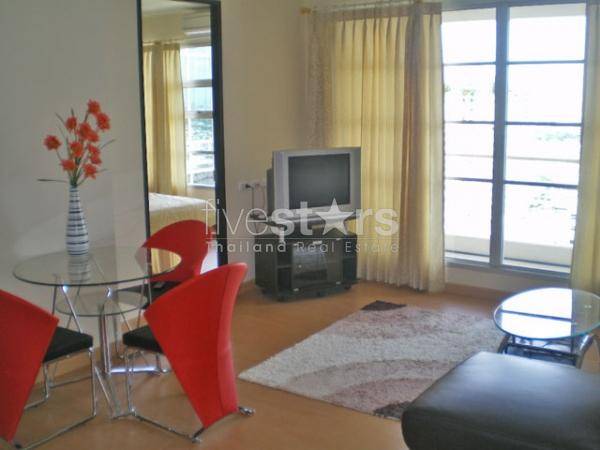 à Bangkok, joli appartement avec 1 chambre proche BTS