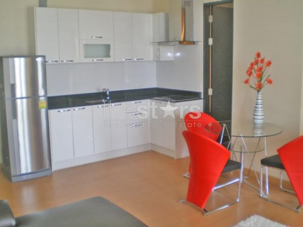 à Bangkok, joli appartement avec 1 chambre proche BTS, photo 2