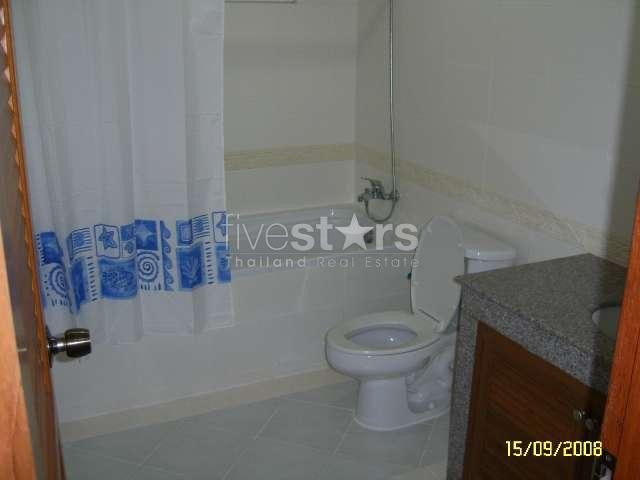 maison 4 chambres à louer à distance de marche de la station BTS Ekamai, photo 7