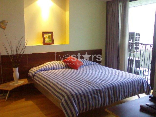 à Bangkok, appartement moderne avec 1 chambre quartier Ratchadamri