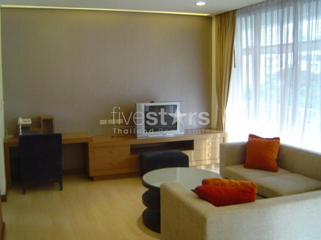 à Bangkok, appartement de standing avec 3 chambres quartier Ploenchit