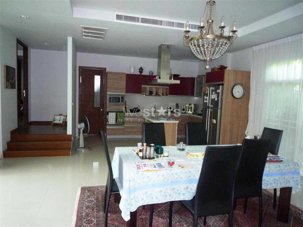 jolie maison moderne quartier Pattanakarn, photo 6