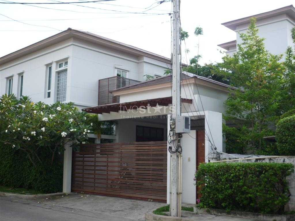 jolie maison moderne quartier Pattanakarn, photo 10