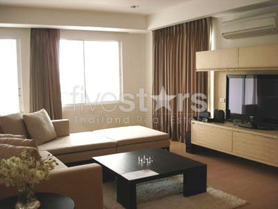 in Bangkok, Promphong area, a new apartment, fully furnished 2-3 bedrooms with a large balcony, photo 3