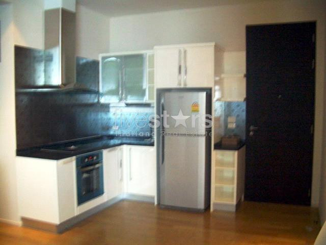 For rent in Bangkok, Promphong area, a luxury apartment with fully furnished 2 bedrooms, usable space 162 Sqm.,, photo 2