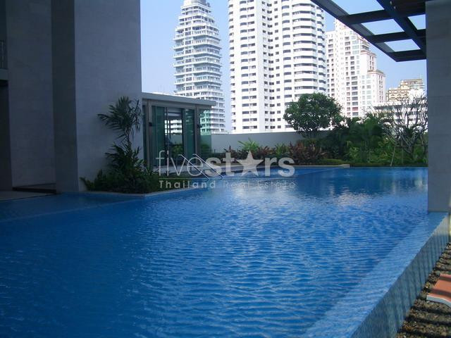 For rent in Bangkok, Promphong area, a luxury apartment with fully furnished 2 bedrooms, usable space 162 Sqm.,, photo 5
