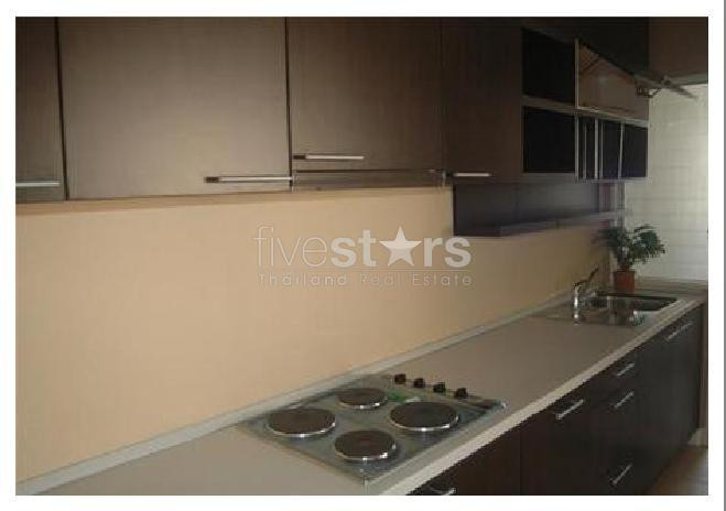 in Bangkok,nice and fully furnished 2 bedrooms condo, Only 5 minutes to BTS Chongnonsee Station, photo 2