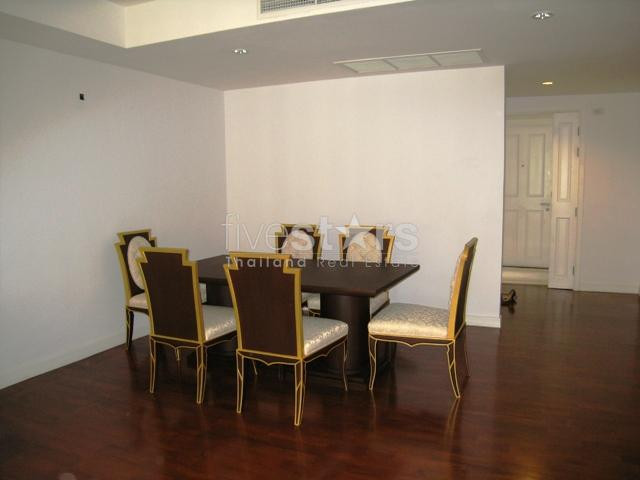 Superbe 3 chambres proche BTS Phrompong