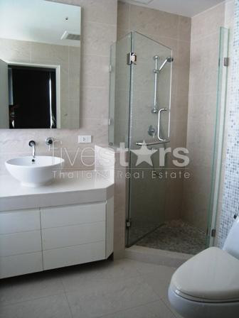 Superbe 3 chambres proche BTS Phrompong, photo 3
