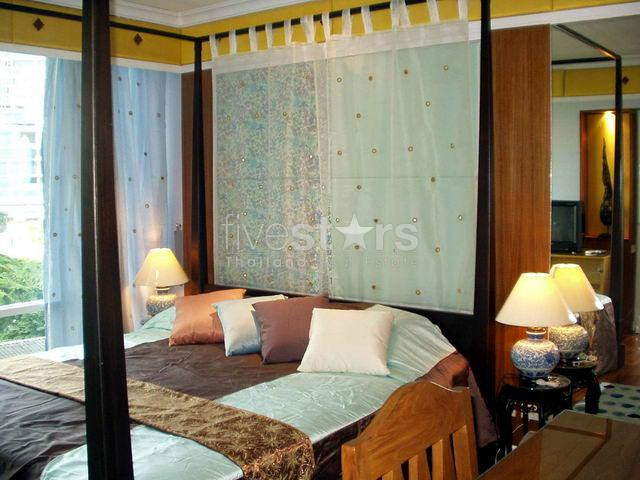 in Bangkok, Nana area, Thai-contemporary decorated 1 Bed., new condo, 300 M. from BTS station, photo 4