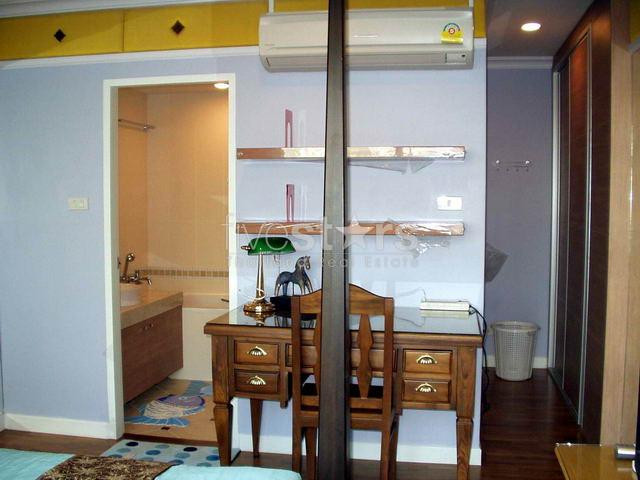 in Bangkok, Nana area, Thai-contemporary decorated 1 Bed., new condo, 300 M. from BTS station, photo 5