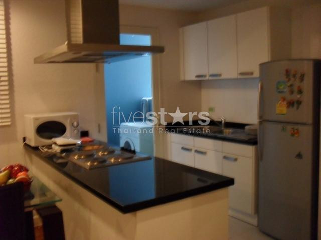 in Bangkok, Sukhumvit area, nice 2 bedrooms condominium, Fully Furnished in quality building, photo 2