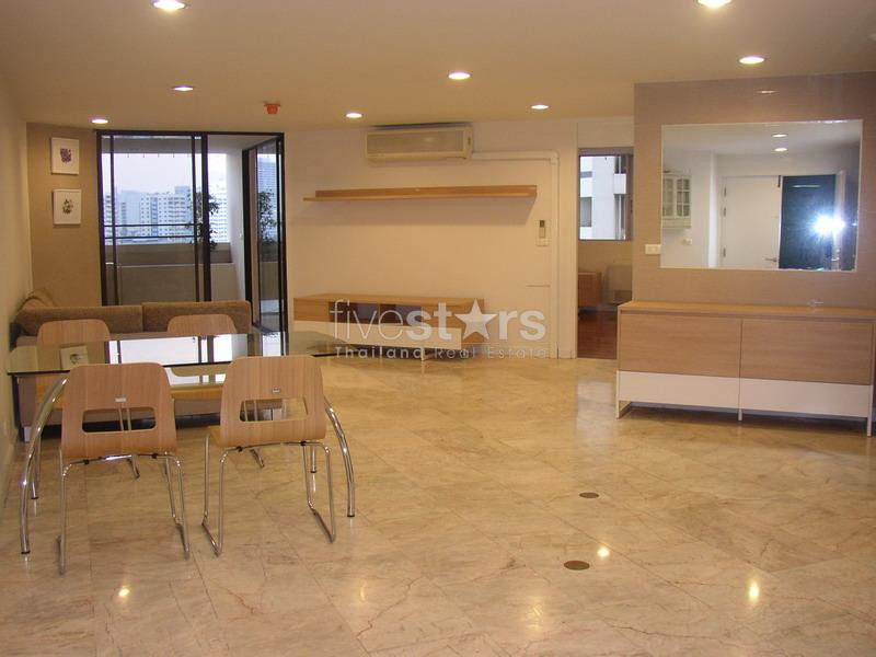 à Bangkok, appartement de 130 m2 avec 2 chambres quartier Ekamai. <b>Excellent rapport qualité-prix</b>, photo 3