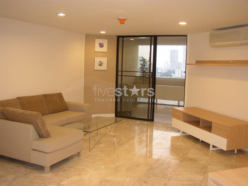 à Bangkok, appartement de 130 m2 avec 2 chambres quartier Ekamai. <b>Excellent rapport qualité-prix</b>, photo 4