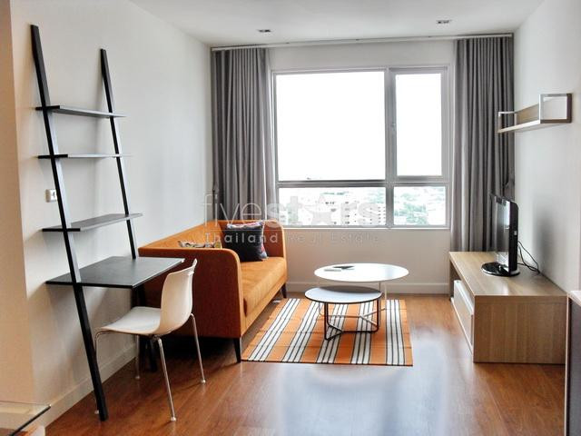 in Bangkok, Sukhumvit Area, Fully Furnished and Brand new one bedroom, closed to Phomphong BTS, photo 2