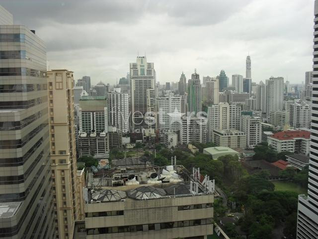 in Bangkok, Asoke Area, Bright 2 bedrooms, closed to subway and skytrain, Ready to move in, photo 3