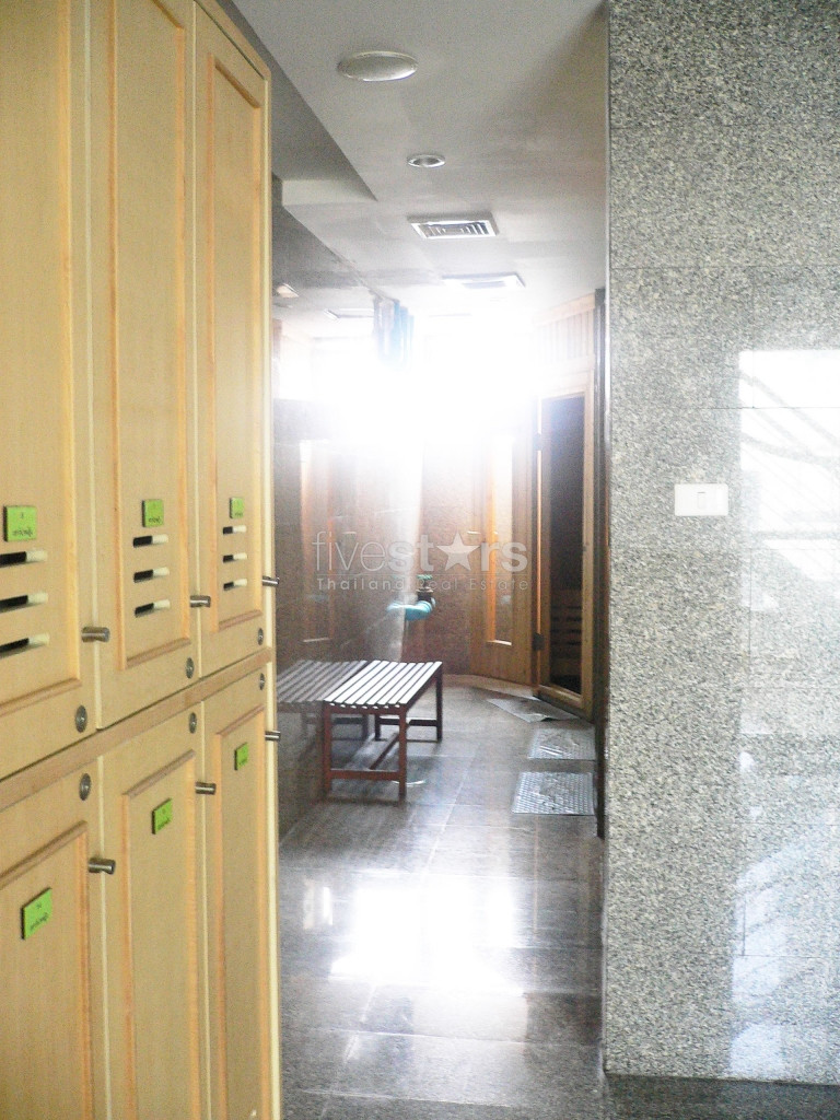 in Bangkok, Asoke area, nice condo, modern style, high floor, nearby BTS & MRT, photo 9