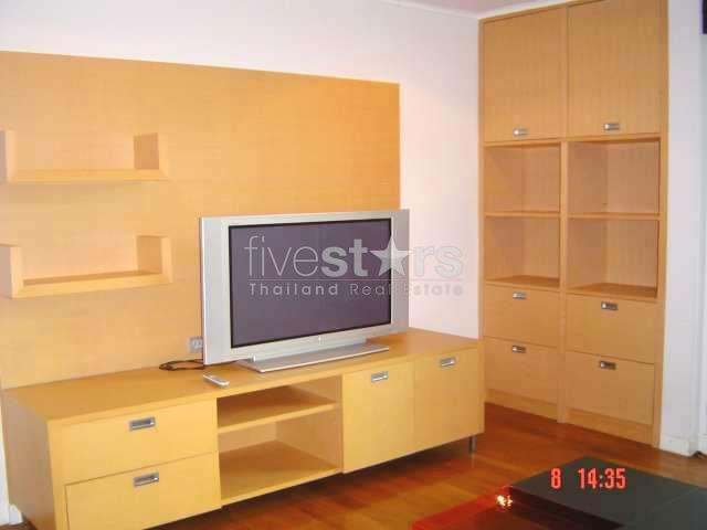 Nice 3 bedrooms condo, modern style, walking distance to BTS Ploenchit, photo 3