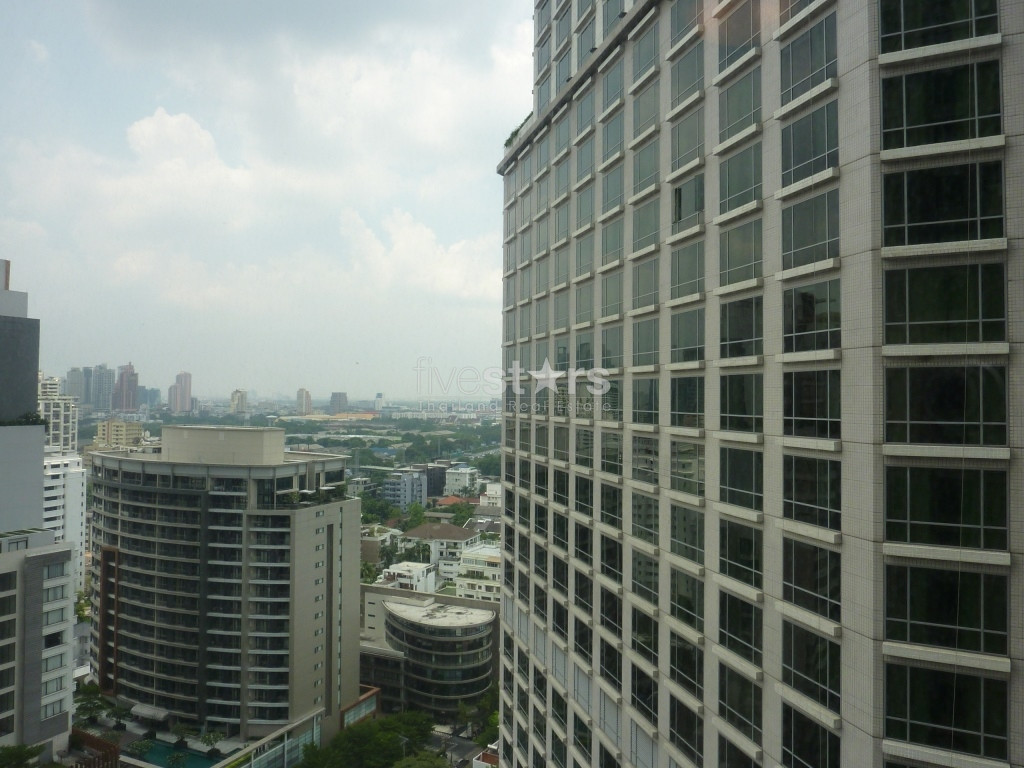 in Bangkok, Ploenchit area, nice condo, high floor, good view, near BTS Ploenchit, photo 5