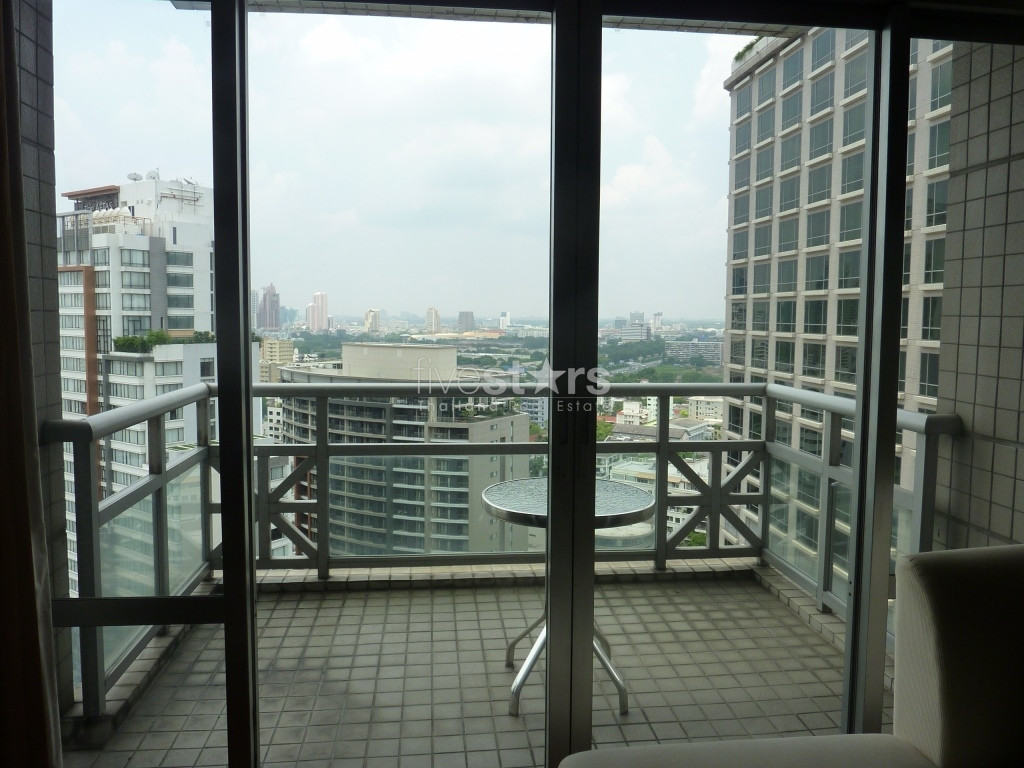 in Bangkok, Ploenchit area, nice condo, high floor, good view, near BTS Ploenchit, photo 7