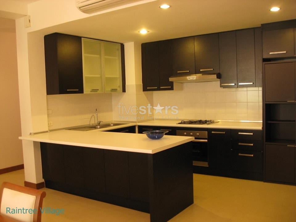 3 bedrooms Villa in Phrompong area close to BTS station, photo 7