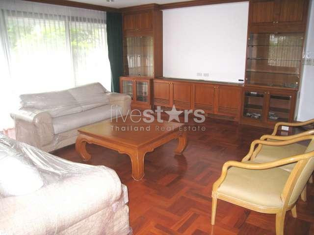 exclusive single house for rent with 4 bedroom and large private garden, photo 2