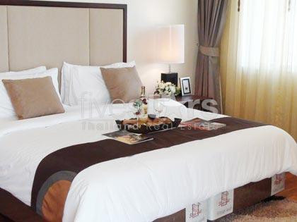 in Bangkok, Prompong area, Penthouse duplex, new apartment, fully furnished, nice view, near BTS Prompong station