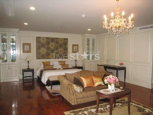 in Bangkok, Prompong area, new & modern apartment, penthouse with large private garden, near BTS Prompong, photo 4
