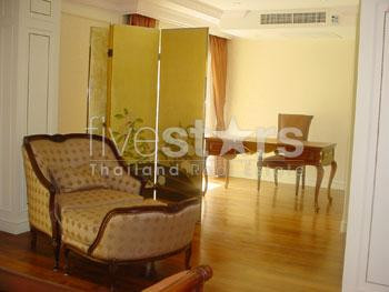 in Bangkok, Sukhumvit area, nice low rise condo, walking distance to BTS Thonglor, photo 5