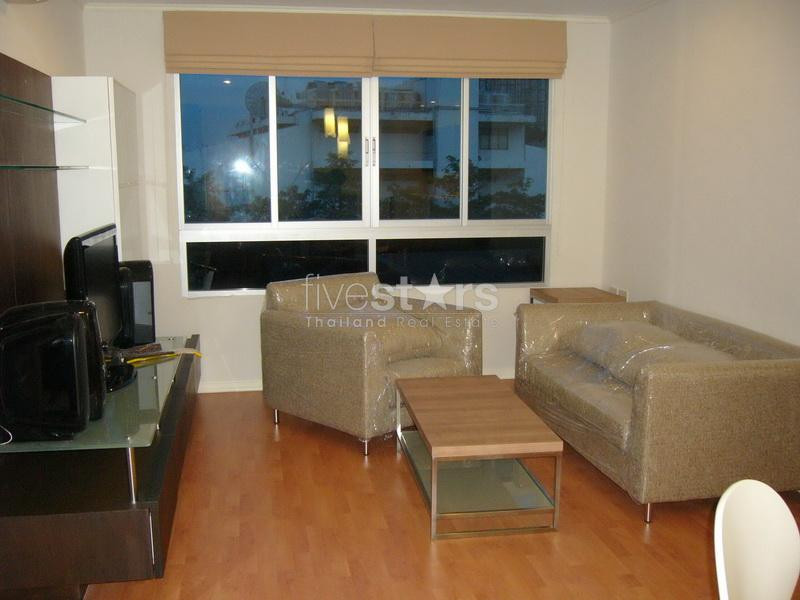 in Bangkok, Fully Furnished 2 bedrooms apartment, Located in Ratchadapisek Area, Closed to French School, photo 3