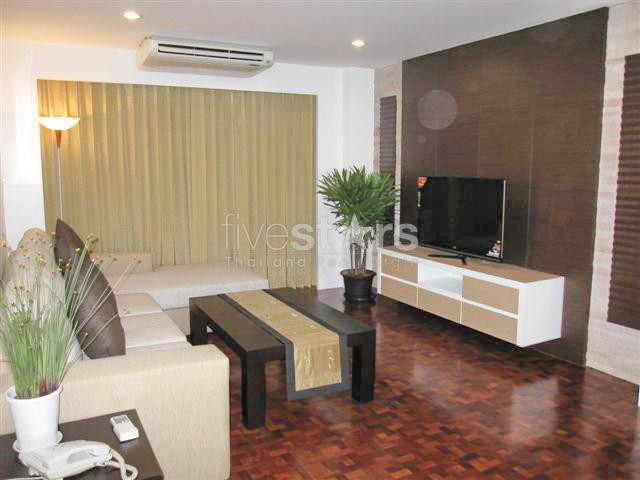 in Bangkok, Sukhumvit Area, Newly Renovate 2 bedrooms, Fully Furnised, closed to BTS Nana, photo 5