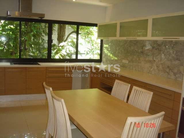 In Bangkok, a wonderful 4 bedrooms house, Sathorn area, photo 3