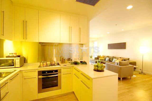 à Bangkok, appartement moderne avec 1 chambre en bordure de rivière Chao Phraya, photo 3