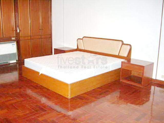 à Bangkok, appartement avec 3 chambres récemment refait à neuf, quartier Sukhumvit., photo 2