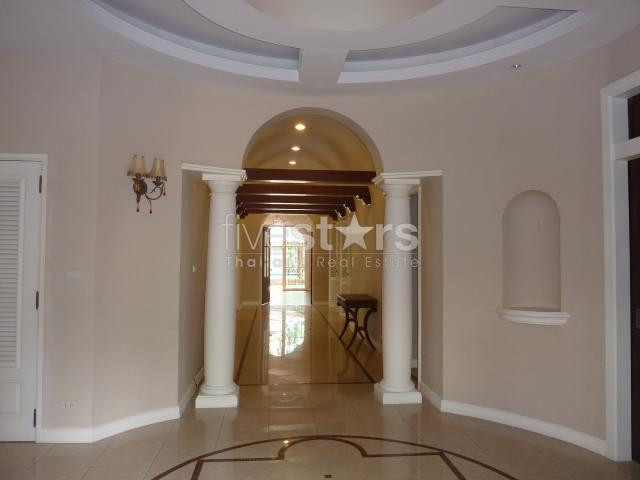 maison avec 4 chambres et piscine privée proche du parc Lumpini et du BTS Ploenchit, photo 3