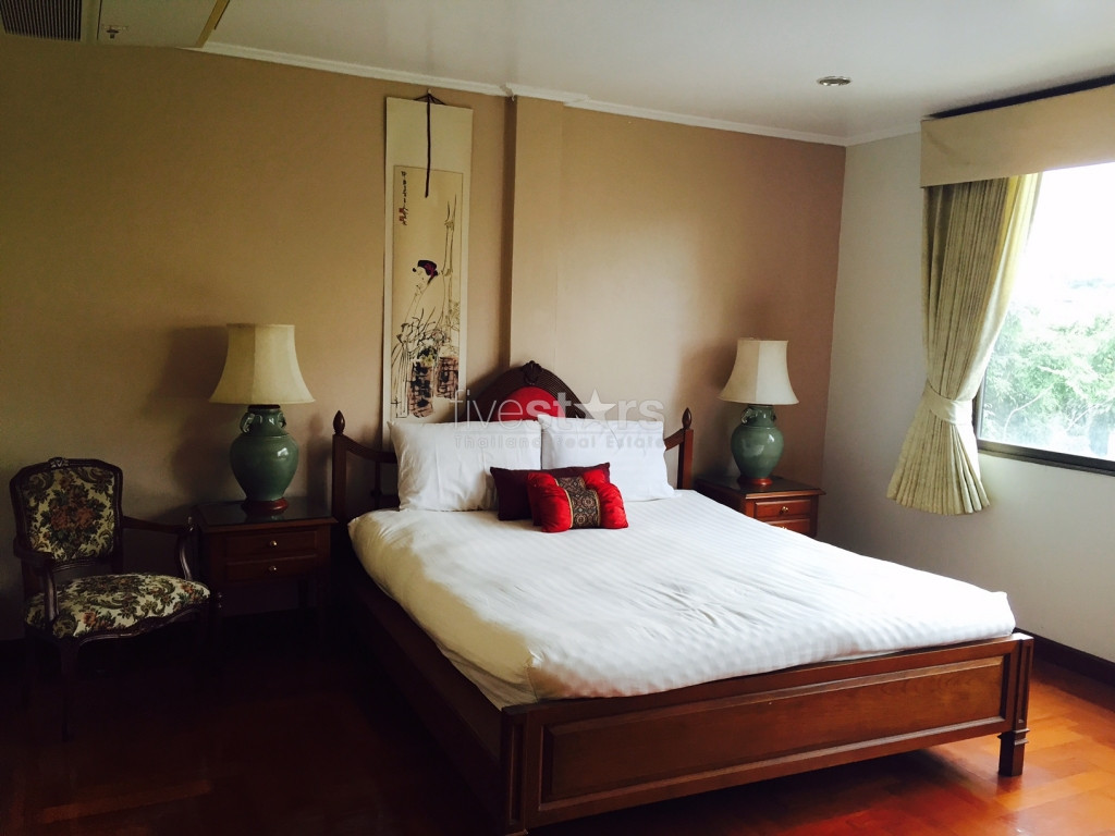 à Bangkok, townhouse spacieux avec 4 chambres sur 4 étages dans une residence privée quartier Tonglor, photo 9