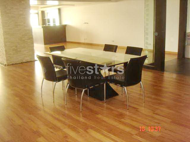 à Bangkok, quartier Sukhumvit - Nana, un bel appartement spacieux avec 3 chambres, photo 2