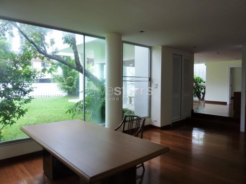 in Bangkok, nice 3 bedroom house with a huge private garden close to Tonglor BTS station, photo 3
