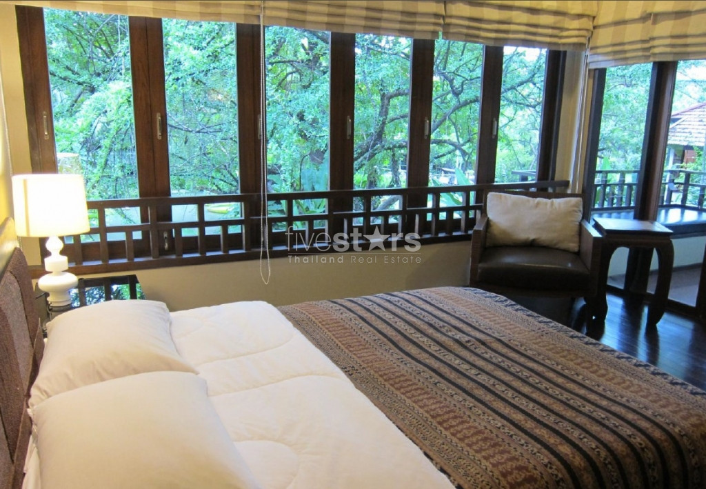 à Bangkok, sur Sathorn road, une maison traditionnelle style thaï avec 2 chambres, photo 8