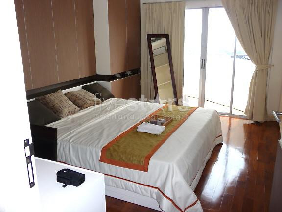 à Bangkok, quartier Chidlom - Ploenchit, un appartement moderne avec 2 chambres entièrement équipé et meublé, photo 4