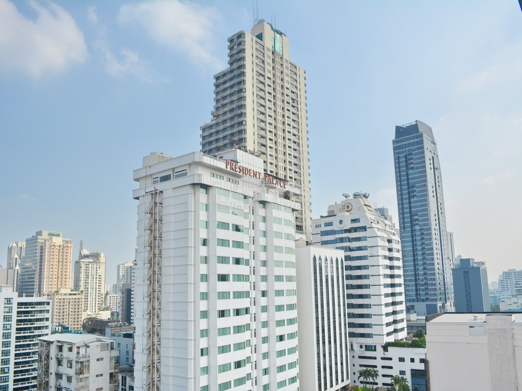 à Bangkok, appartement moderne avec 2 chambres Sukhumvit soi 11, photo 2