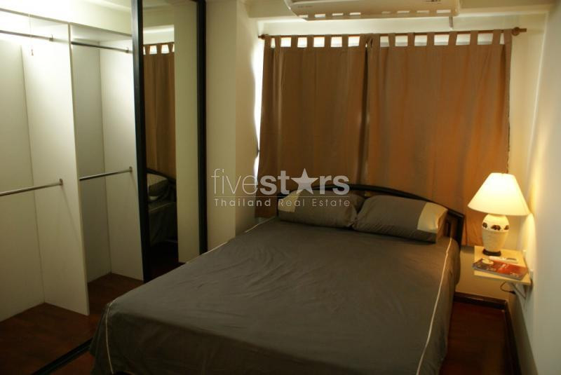 Appartement avec 2 chambres et terrasse privée quartier Prakanong, photo 2
