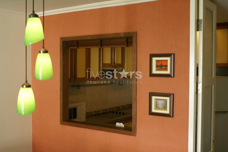 Appartement avec 2 chambres et terrasse privée quartier Prakanong, photo 3