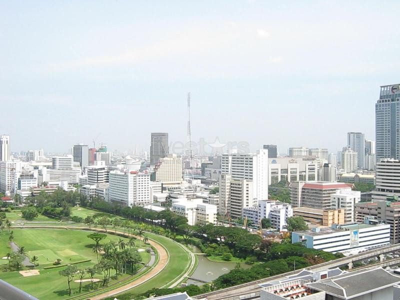 à Bangkok, appartement duplex avec 2 chambres et une jolie vue dégagée, photo 6