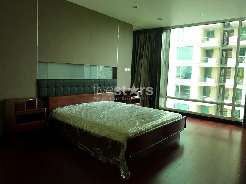 In Bangkok Luxury 4 Bedrooms Condominium with private lift, In Chidlom Area, photo 3