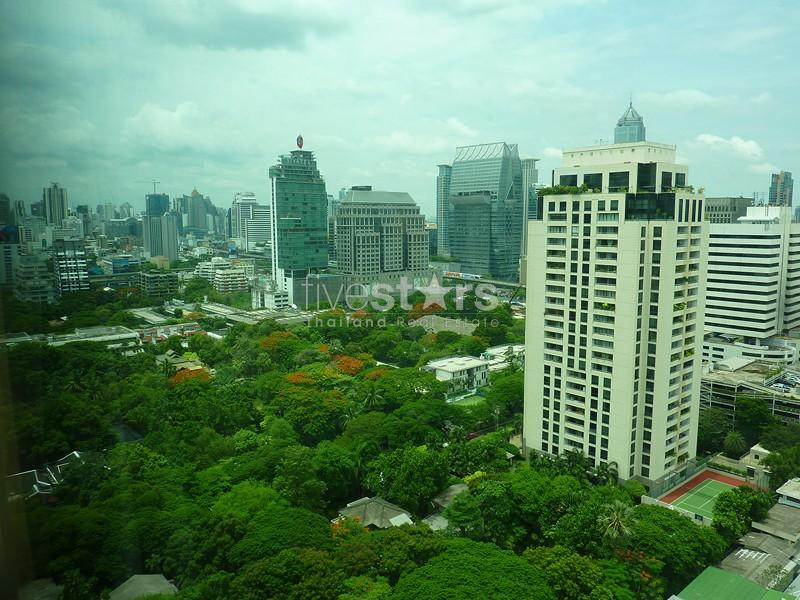 In Bangkok Luxury 4 Bedrooms Condominium with private lift, In Chidlom Area, photo 4