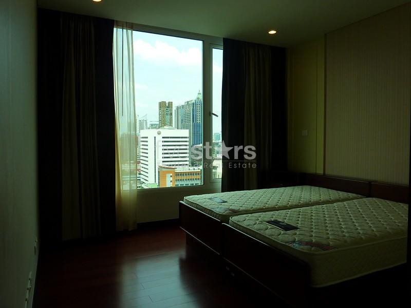 In Bangkok Luxury 4 Bedrooms Condominium with private lift, In Chidlom Area, photo 9