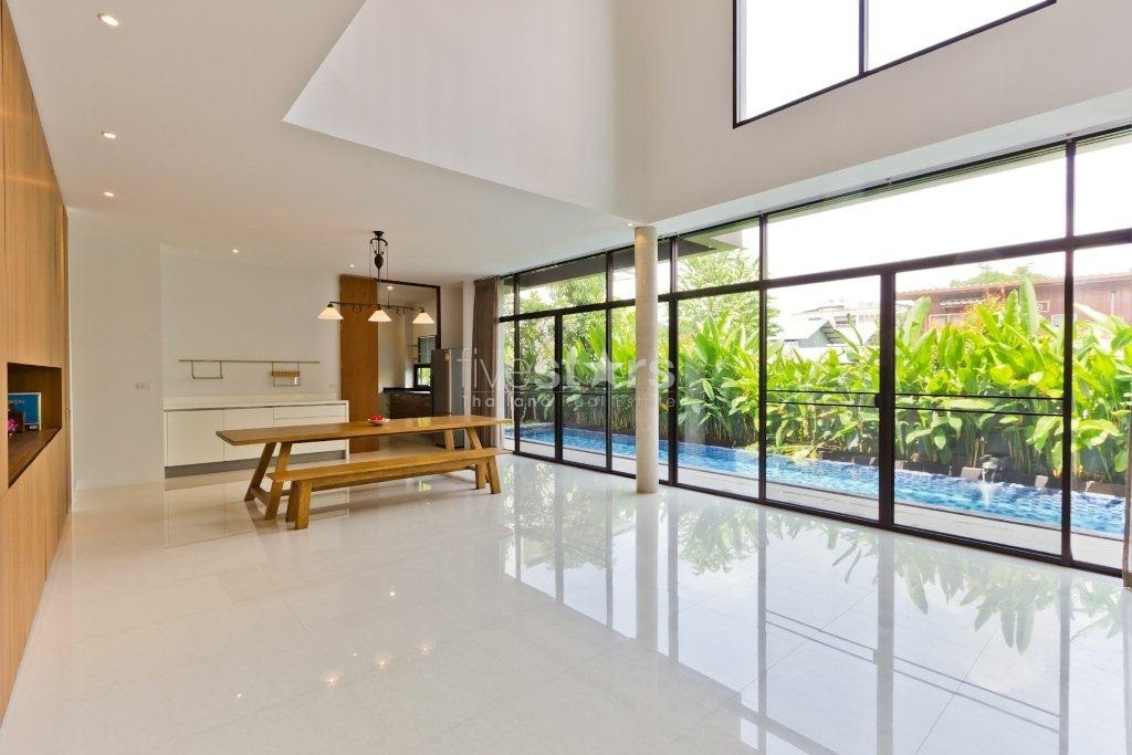 Maison design haut de gamme ultra moderne avec piscine., photo 10