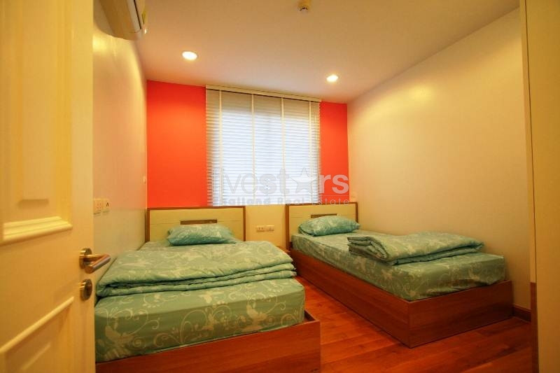 Nice 2 bedroom recently had 1.5 M refurbishment  for rent in Sukhumvit 39, photo 5